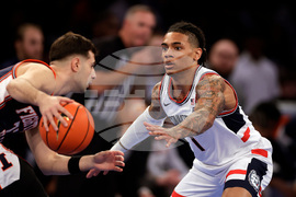 Illinois UConn Basketball