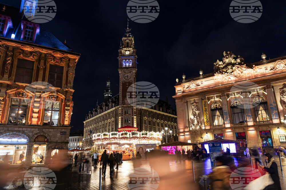 France Daily Life Holiday Lights