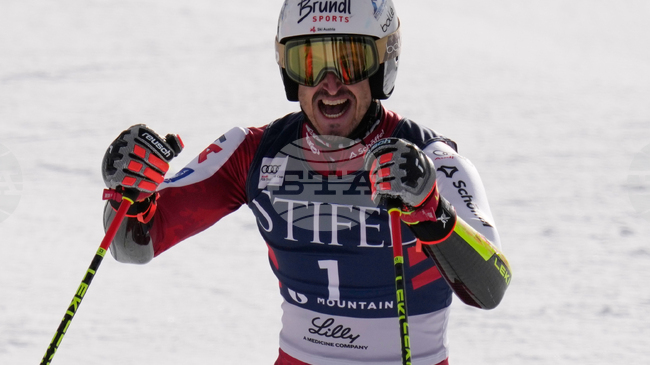 Австриецът Щефан Бренщайнер постигна първата си победа в Световната купа по ски алпийски дисциплини