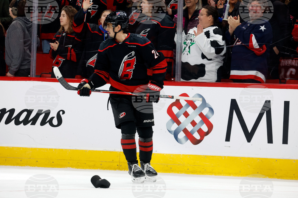 Jets Hurricanes Hockey