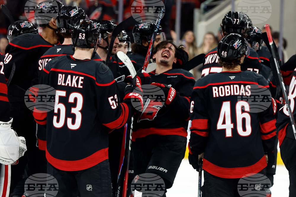 Jets Hurricanes Hockey