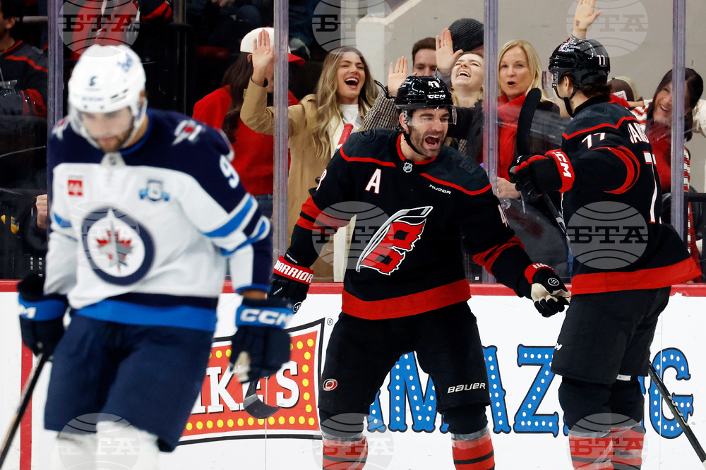 Jets Hurricanes Hockey