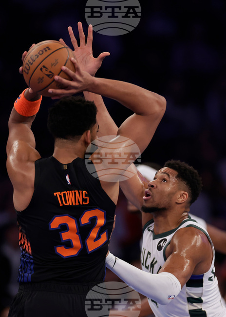 Bucks Knicks Basketball