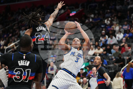 Magic Pistons Basketball