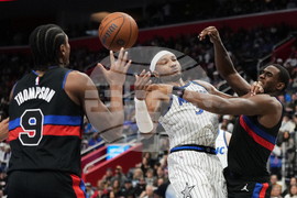 Magic Pistons Basketball