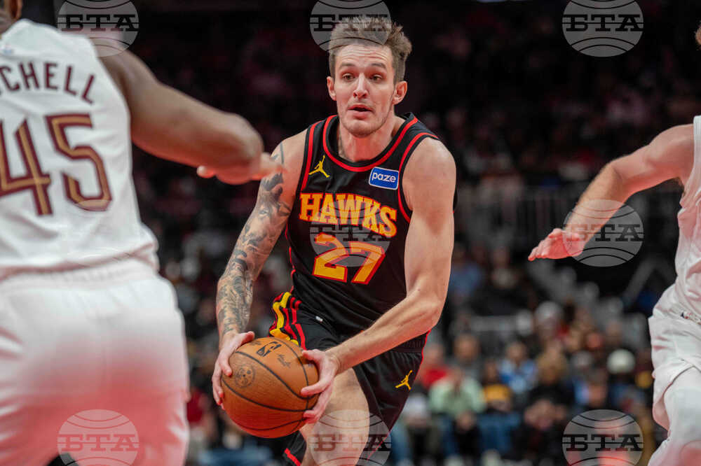 Cavaliers Hawks Basketball