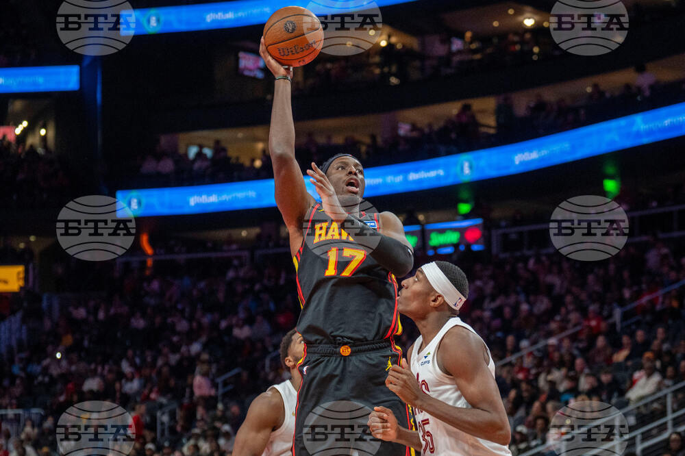 Cavaliers Hawks Basketball