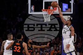 Bucks Knicks Basketball