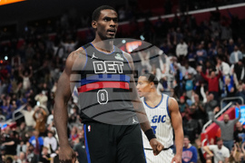 Magic Pistons Basketball