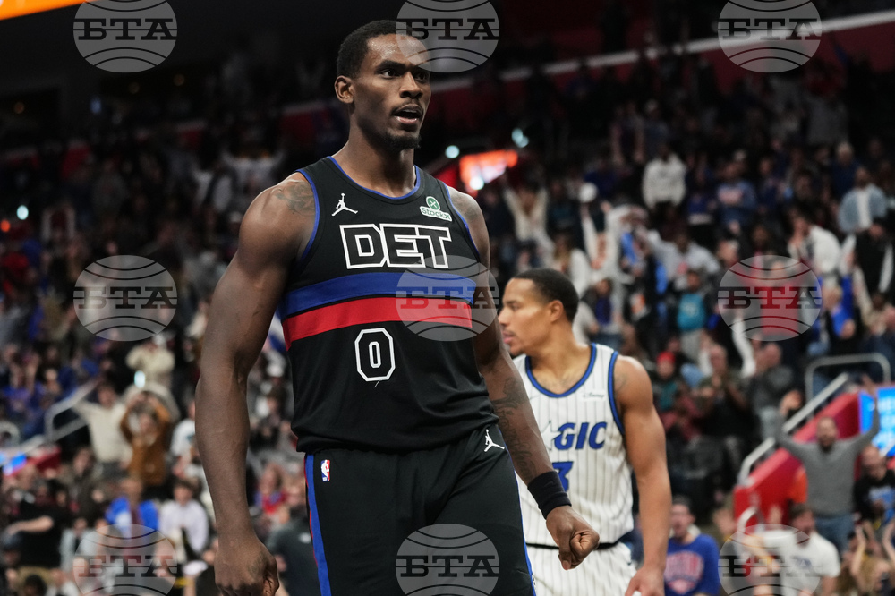 Magic Pistons Basketball