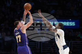 Mavericks Lakers Basketballo