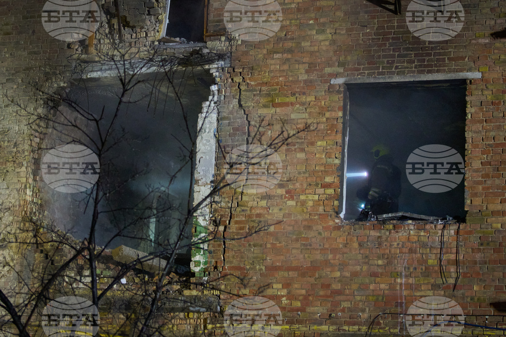 Най-малко седем ранени при руска атака с дронове срещу Сумска област, при която е била поразена жилищна сграда в Ахтирския район 