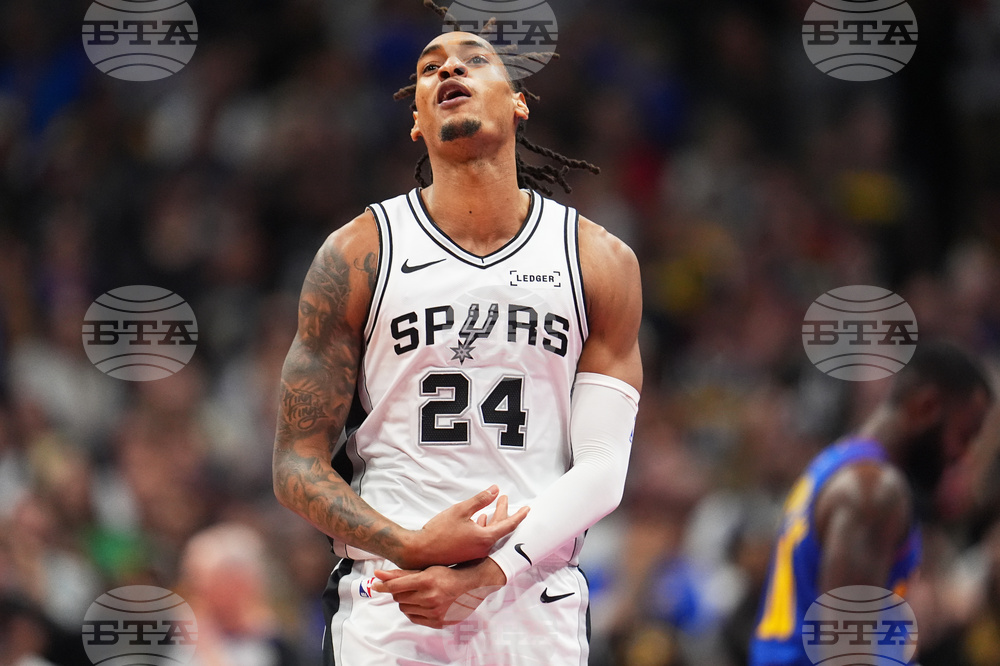 Spurs Nuggets Basketball