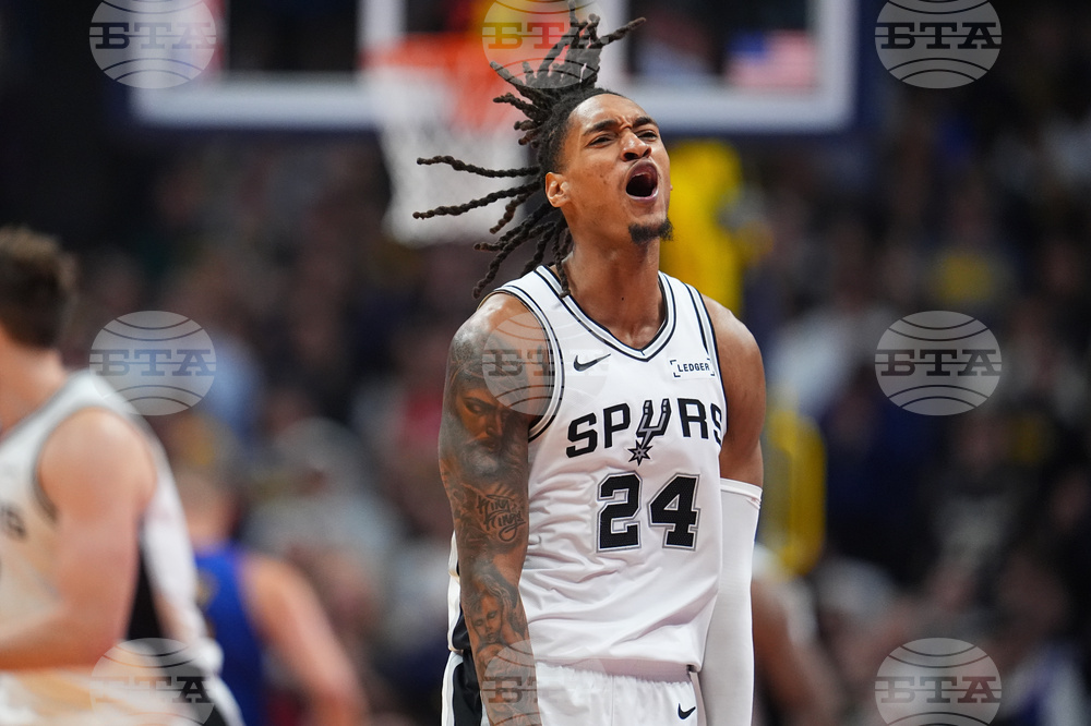 Spurs Nuggets Basketball