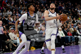 Kings Jazz Basketball