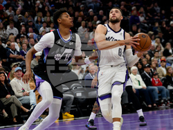 Kings Jazz Basketball