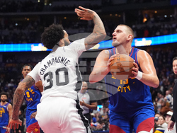 Spurs Nuggets Basketball