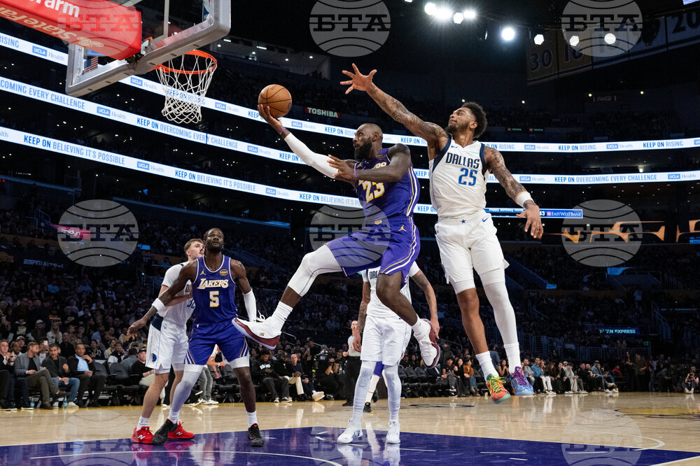 Mavericks Lakers Basketball