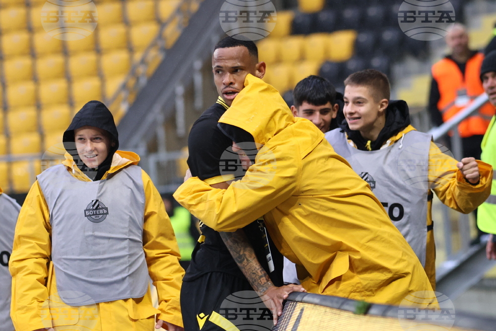 Пловдив - футбол - Ботев (Пловдив) - Черно море (Варна)