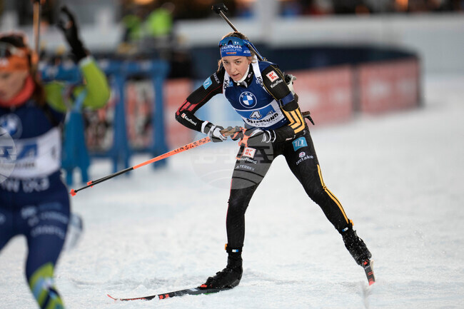 Носителката на Световната купа по биатлон Франциска Пройс се е заразила с коронавирус