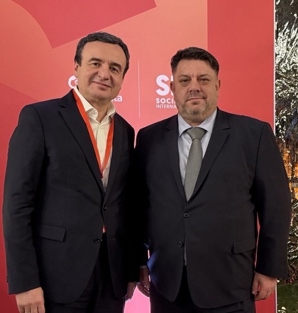 Атанас Зафиров и делегация на БСП-ОЛ на срещата на световната левица в Малта