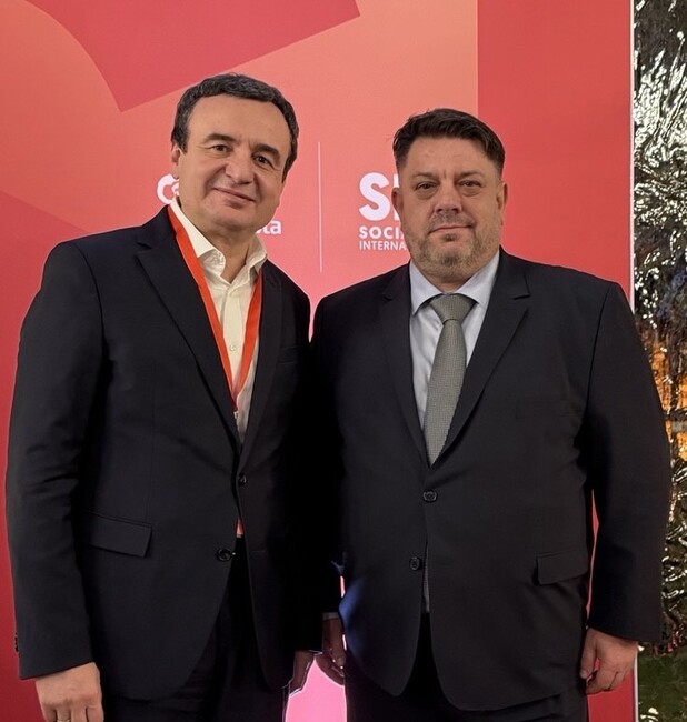 Атанас Зафиров и делегация на БСП-ОЛ на срещата на световната левица в Малта