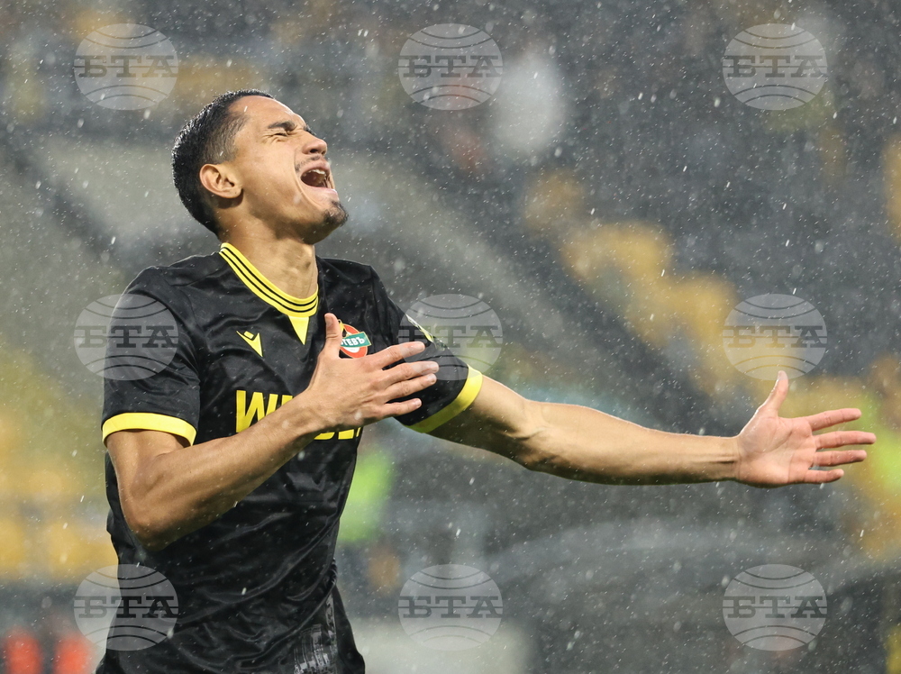 Пловдив - футбол - Ботев (Пловдив) - Черно море (Варна)