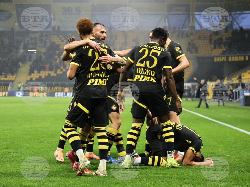 Пловдив - футбол - Ботев (Пловдив) - Черно море (Варна)