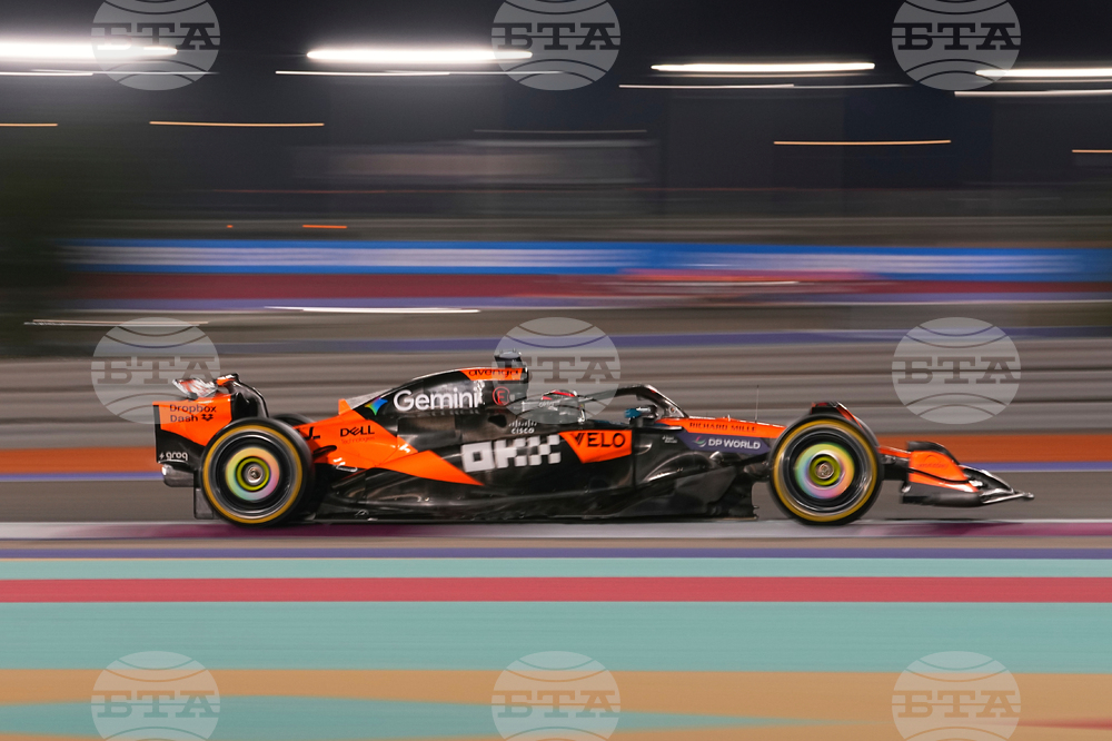 APTOPIX Qatar F1 GP Auto Racing