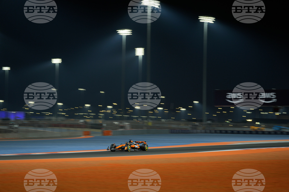 APTOPIX Qatar F1 GP Auto Racing