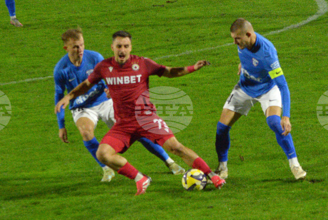 ЦСКА спечели категорично срещу Спартак Варна и излезе на четвъртото място във временното класиране на Първа лига