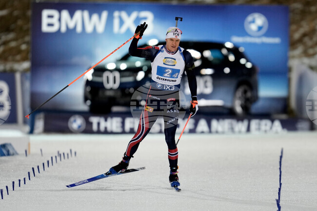 Норвегия спечели щафетата при мъжете в Йостерзунд, България започна новия сезон в Световната купа по биатлон с 12-о място