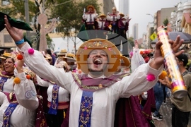 APTOPIX Colombia Carnival