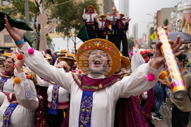 APTOPIX Colombia Carnival