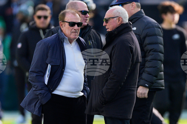 Bears Eagles Football