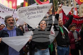 Argentina Military Protest