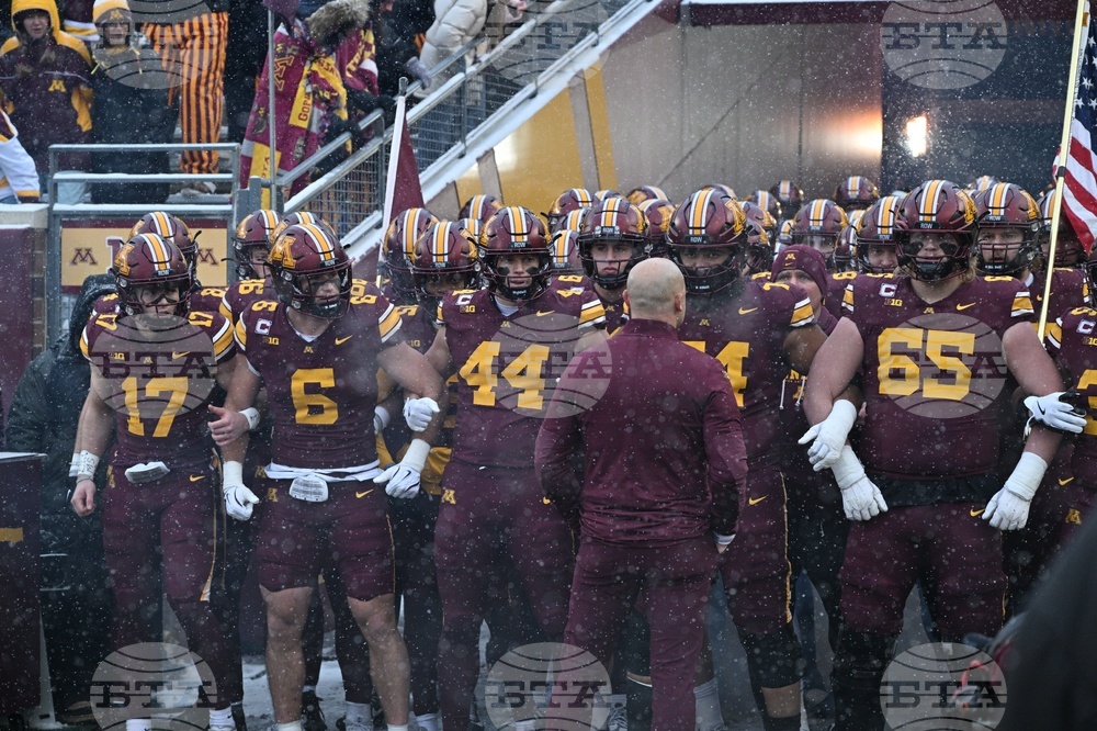 Wisconsin Minnesota Football