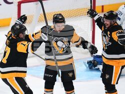 Maple Leafs Penguins Hockey