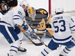 Maple Leafs Penguins Hockey