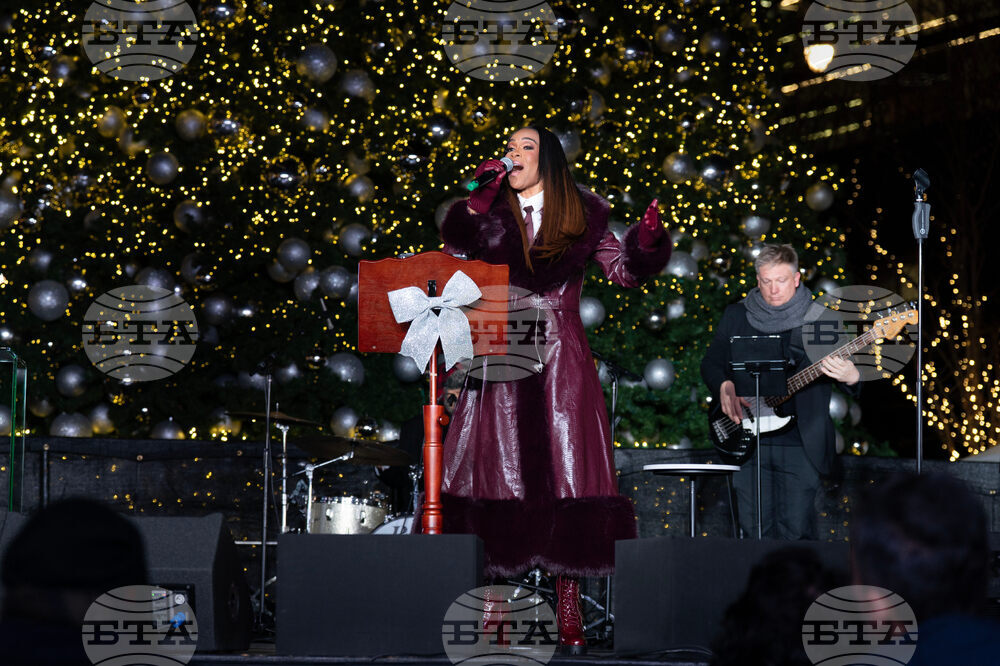 DC Holiday Tree Lighting