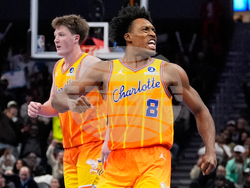 Raptors Hornets Basketball