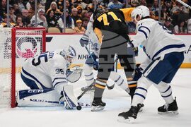 Maple Leafs Penguins Hockey