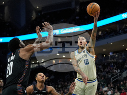 Nets Bucks Basketball