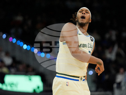 Nets Bucks Basketball