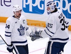 Maple Leafs Penguins Hockey