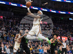 Pelicans Warriors Basketball