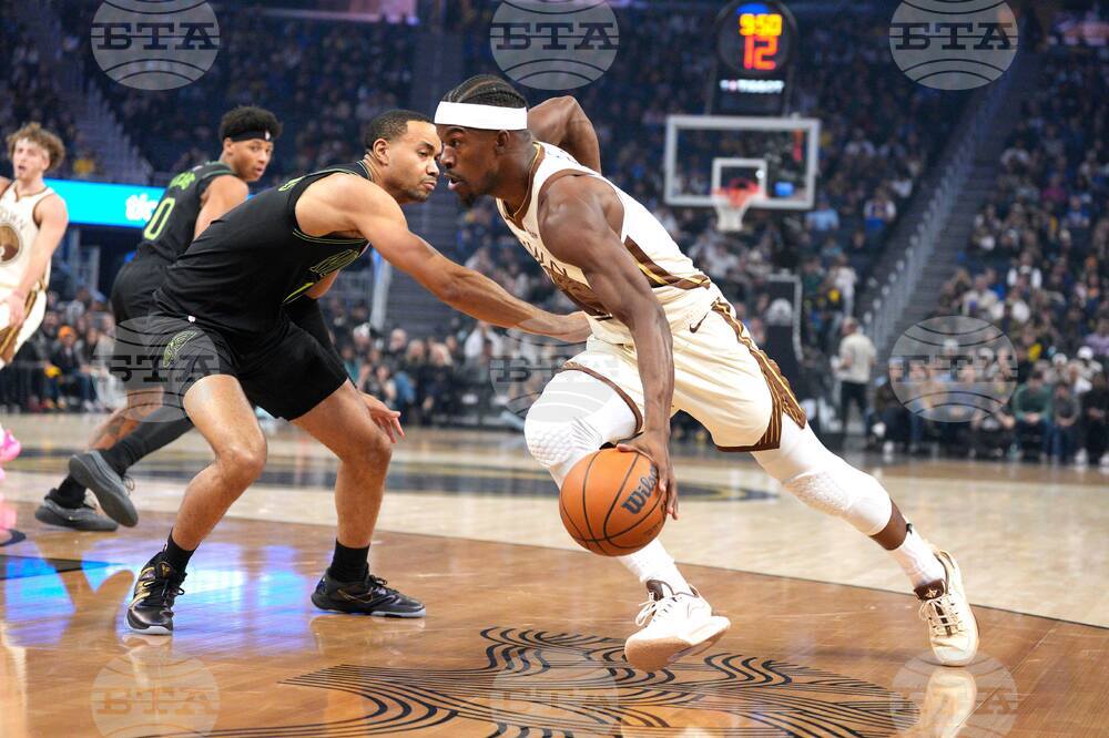 Pelicans Warriors Basketball