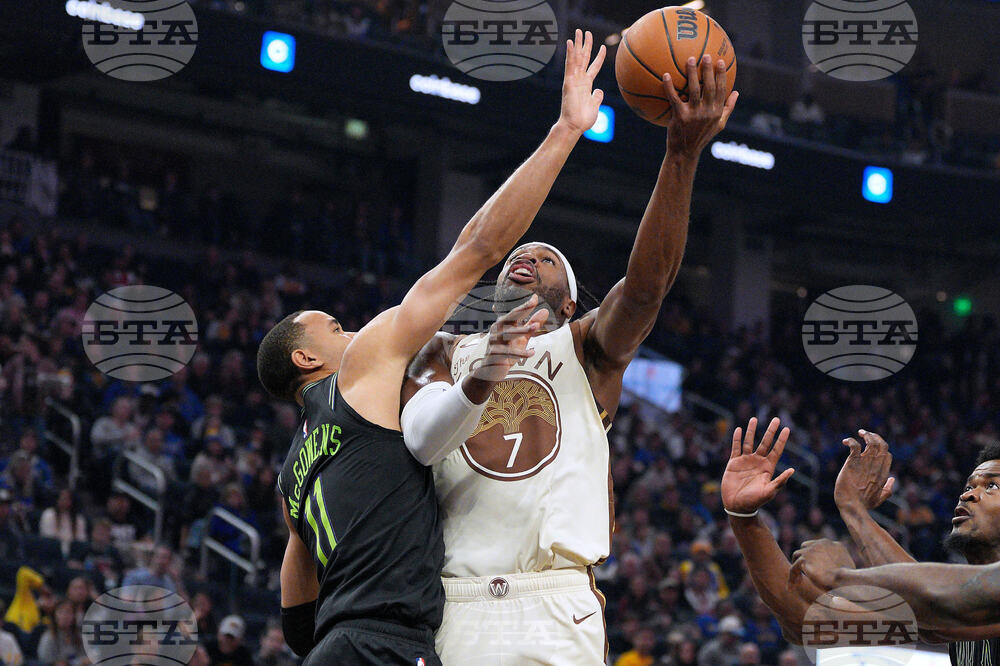 Pelicans Warriors Basketball