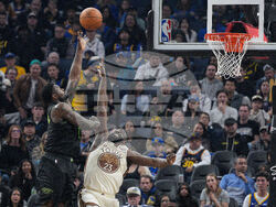 Pelicans Warriors Basketball