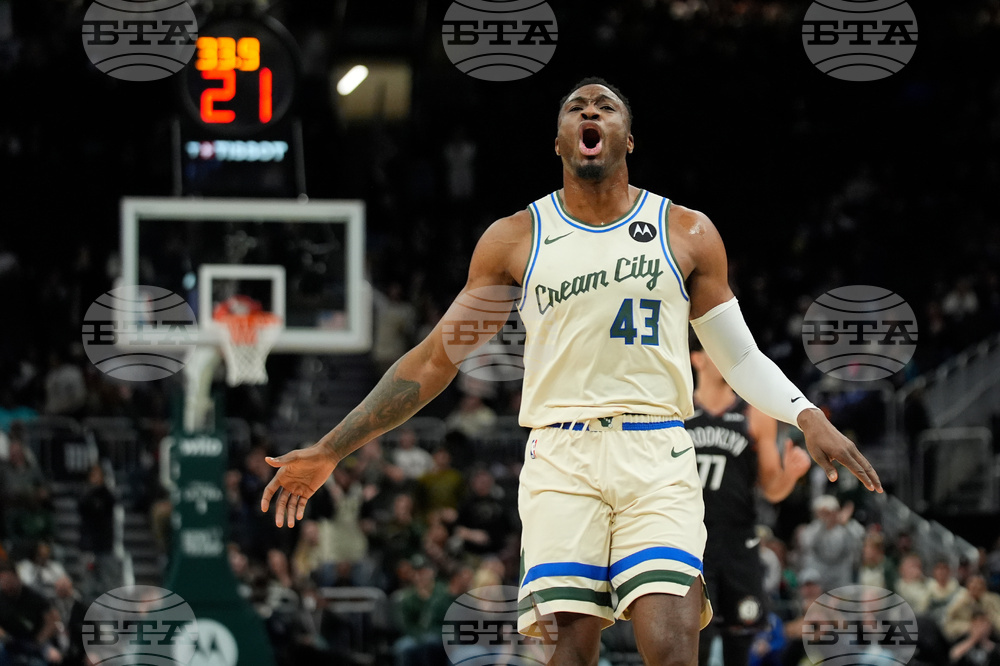 Nets Bucks Basketball